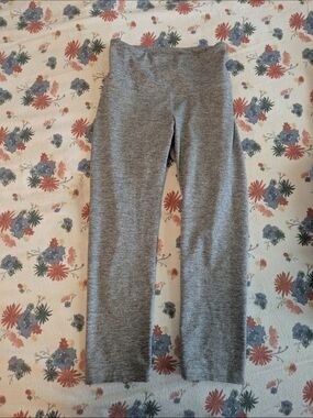 Women's Capri  Gray Stretch Leggings